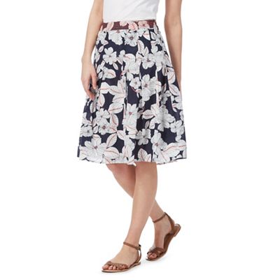 Navy pleated patterned skirt